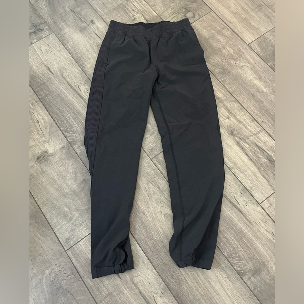 Adorable black girls joggers. Lined. Snaps on bottom. Pockets.
